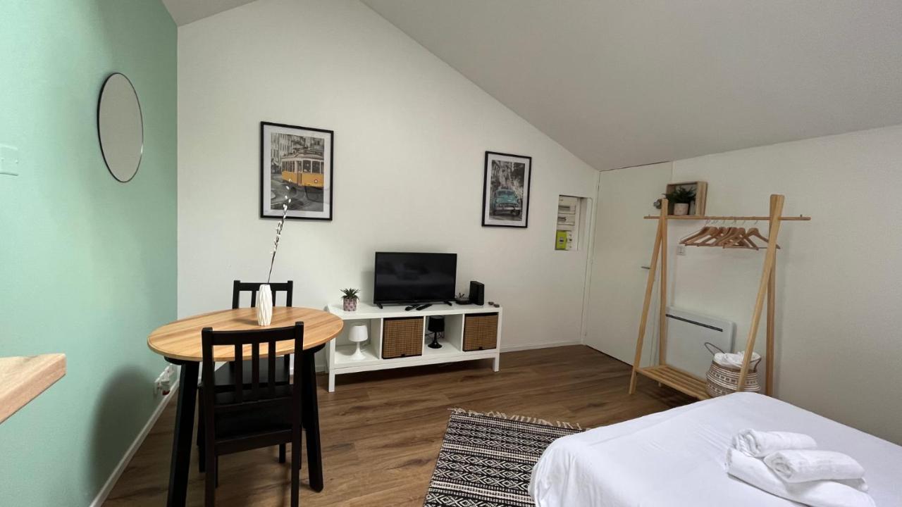 Ferienwohnung De Sauge Et D'Osier Nevers Exterior foto